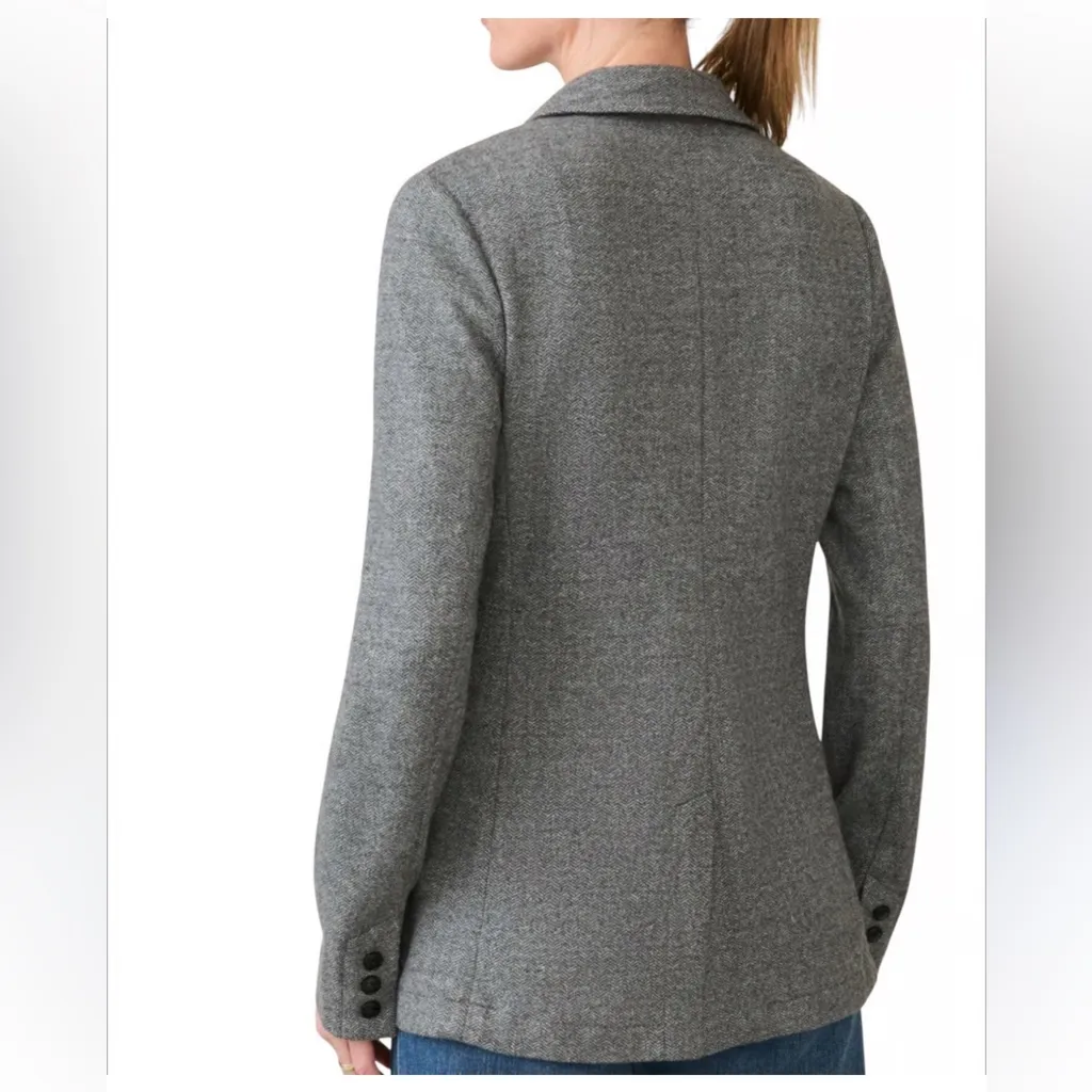 Faherty Inlet Herringbone Tweed Two Button Blazer New with tags size small - Image 4