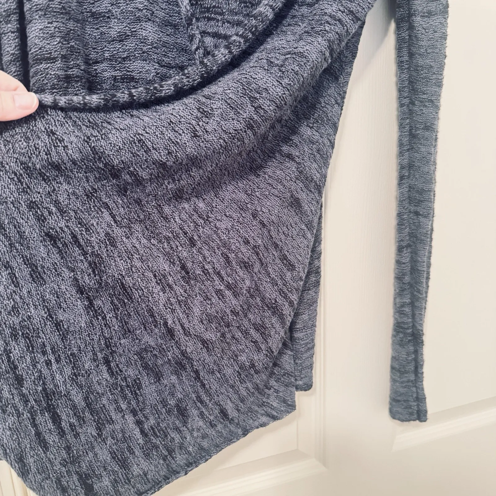 Free People Gotham sweater navy blue linen blend Faux wrap oversized chunky sz L - Image 3