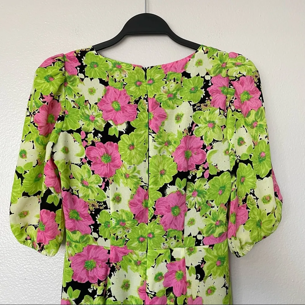 NWT Wayf Floral Faux Wrap V-neck Short Sleeve Maxi Dress Green/Pink Size XS - Image 9