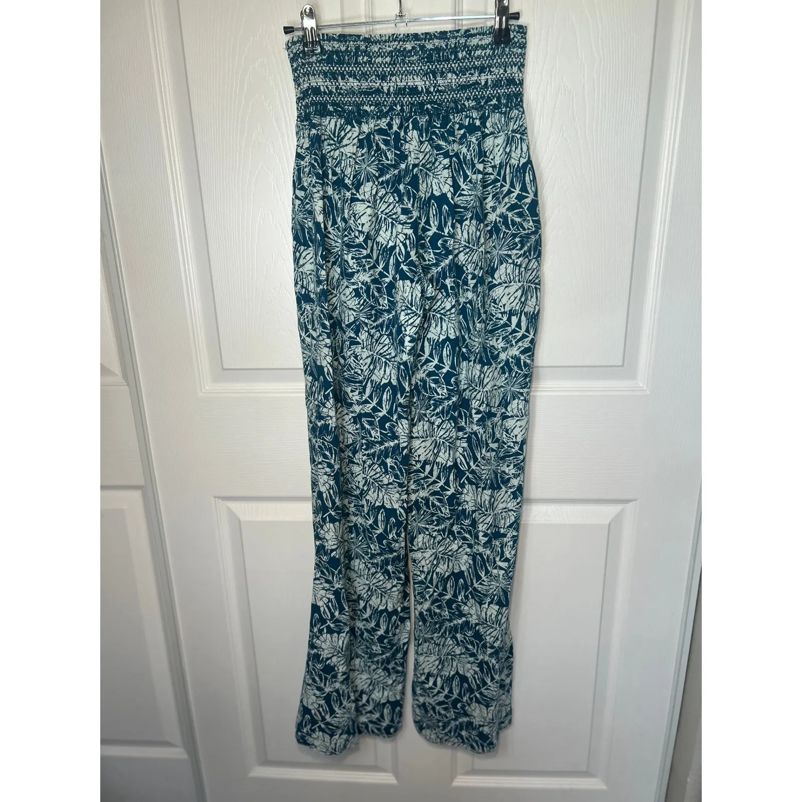 RE WASH Women's Teal Floral Wide Leg Smocked Waist Palazzo‎ Pants Size Medium Blue - Image 3
