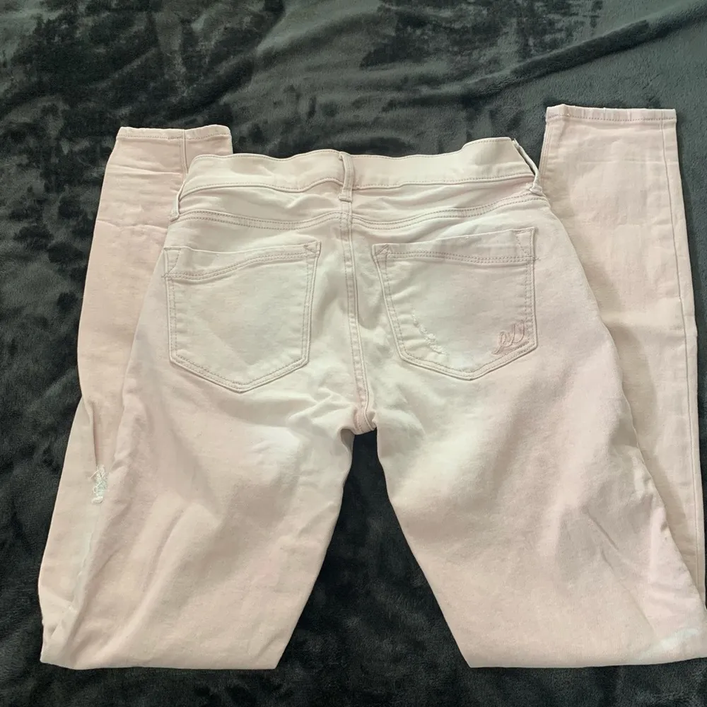 EXPRESS  mid-rise distressed legging Size 2R - Image 3