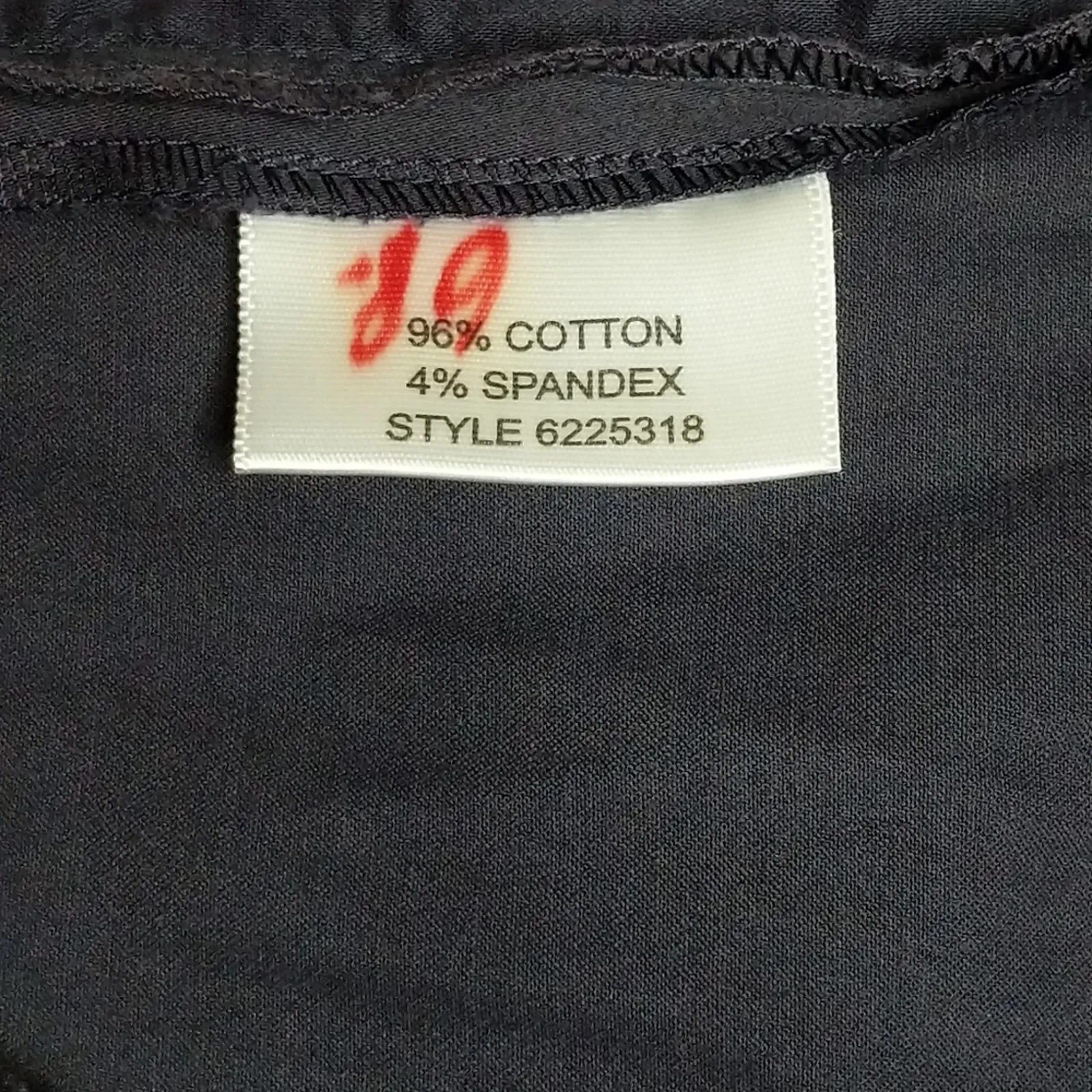 Tory Burch Bermuda Shorts - Size 12 - EUC - Image 6