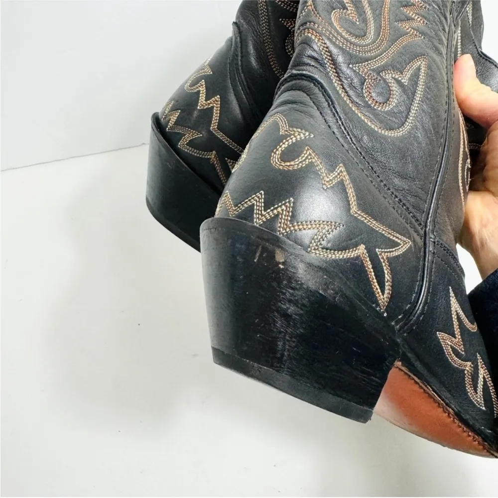 Santa Fe beautiful black with brown/ tan stitching EUC Size 8 - Image 9
