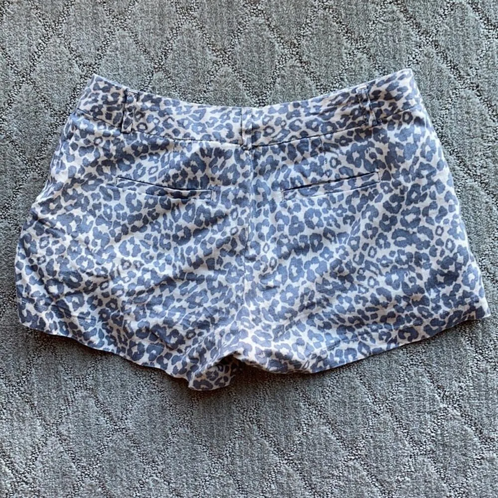 Cynthia Rowley snow leopard 3” linen shorts chic classic summer vacation - Image 5