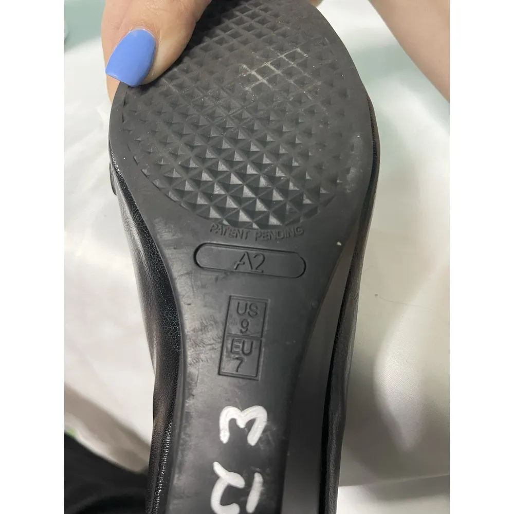 A2 Aerosoles Size 9 Black Leather Womens Shoes Slip‎ on  S-438 - Image 8