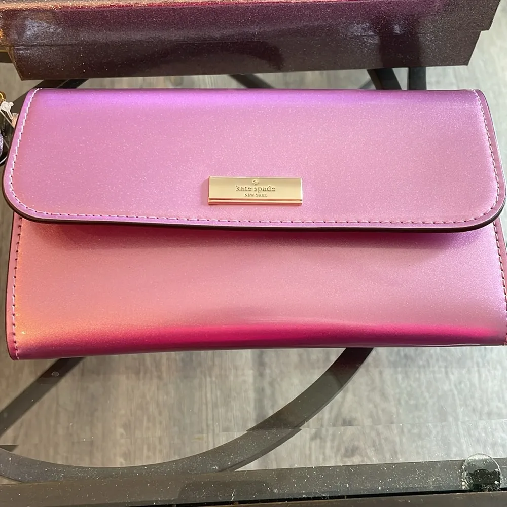Kate Spade Kenzie Boxed Medium Flap Wristlet Wallet NWT - Image 2