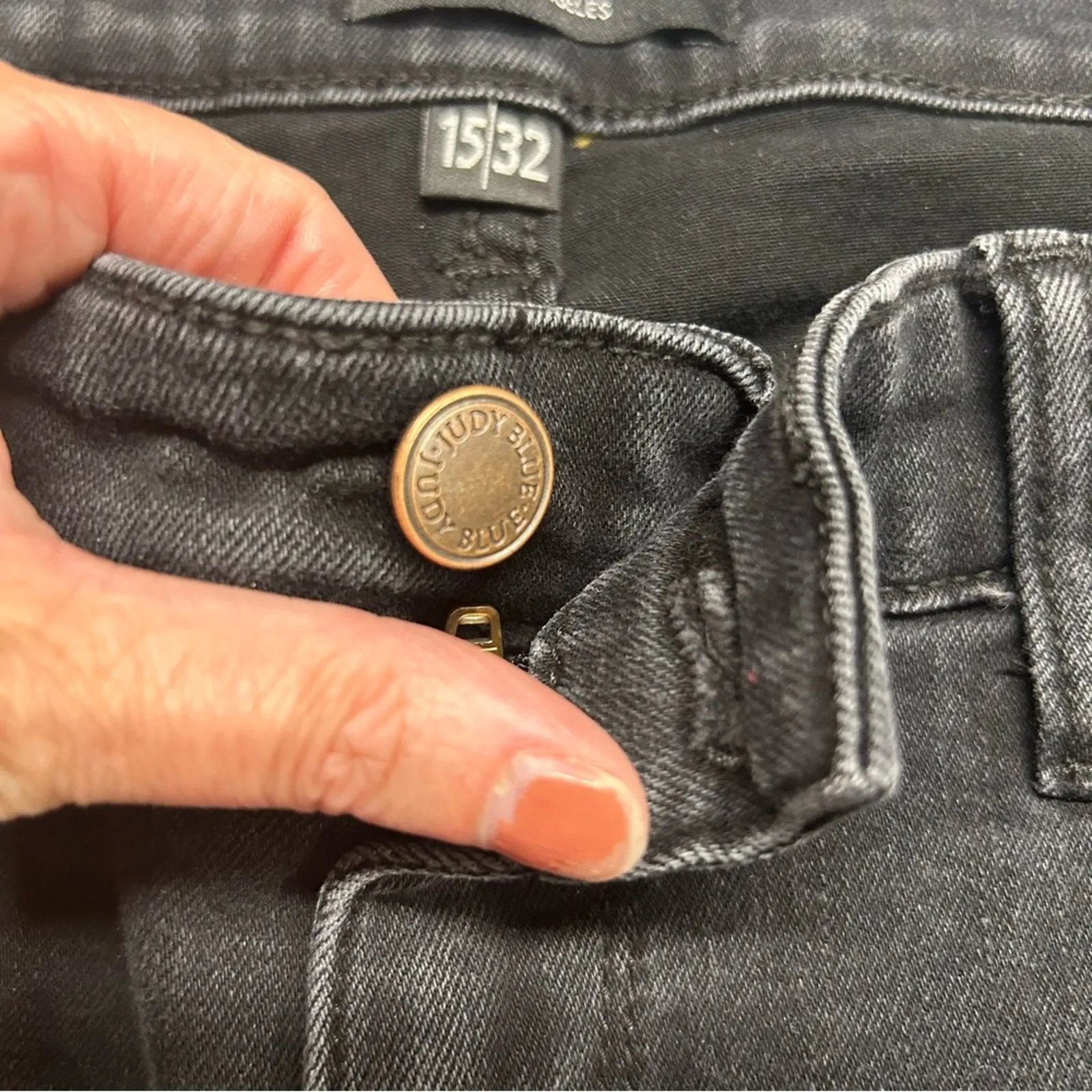 Judy Blue Black Denim Jeans Distressed Cheetah Print Skinny Fit Women Size 32 - Image 2