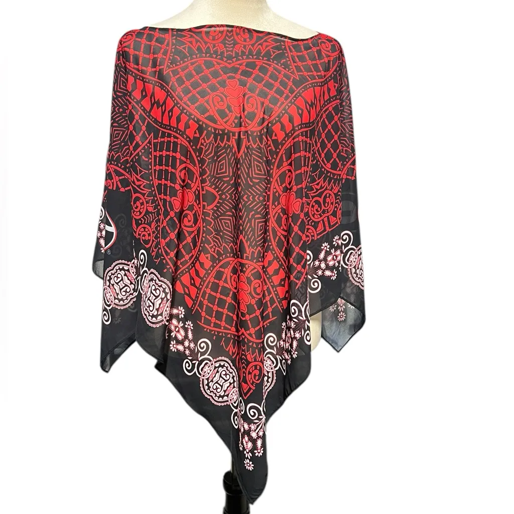Red and Black Patterned Ga Bulldogs Poncho - Image 2