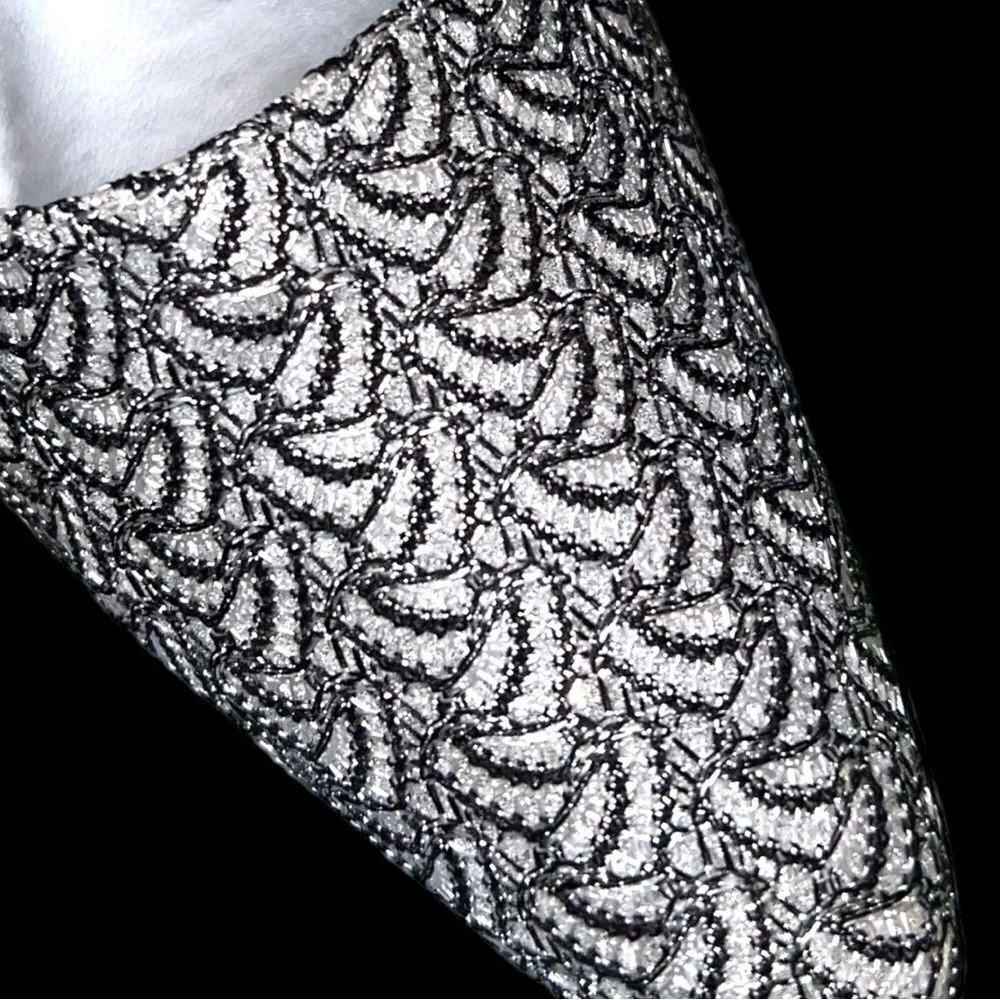 Studio c gorgeous silver and black elegant design sparkling heels! Size 8.5 - Image 5