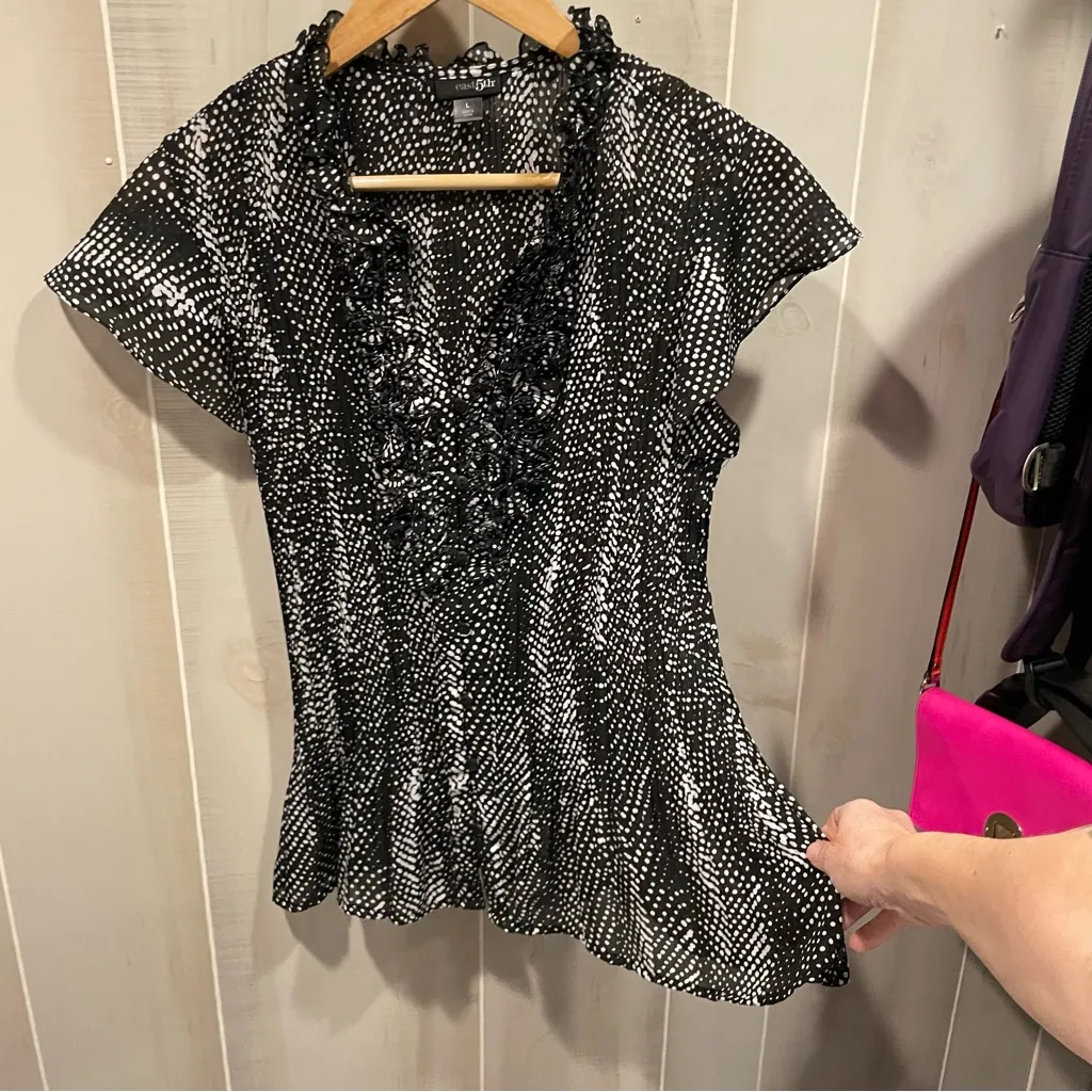 Cute Vintage Y2K polka dot crinkle ruffle sheer button front blouse whimsigoth - Image 9