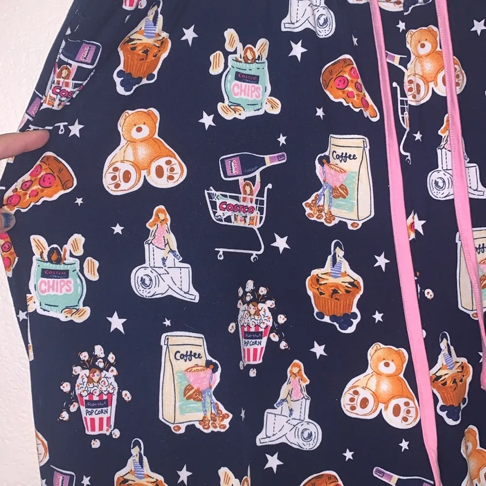 Jane and Bleeker Bear Pizza Popcorn Chips jogger style super comfy pajama pants - Image 4