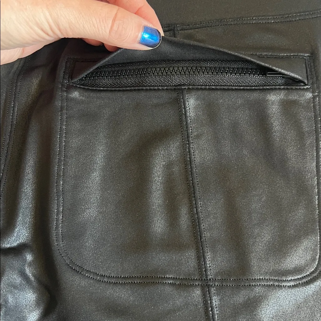 Athleta Delancey‎ Gleam Tight Legging Black Size M - Image 11