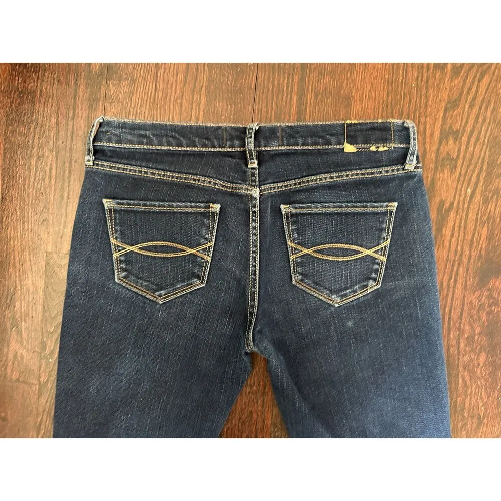 Abercrombie and Fitch Erin Low Rise Jeans Size 2S - Image 4