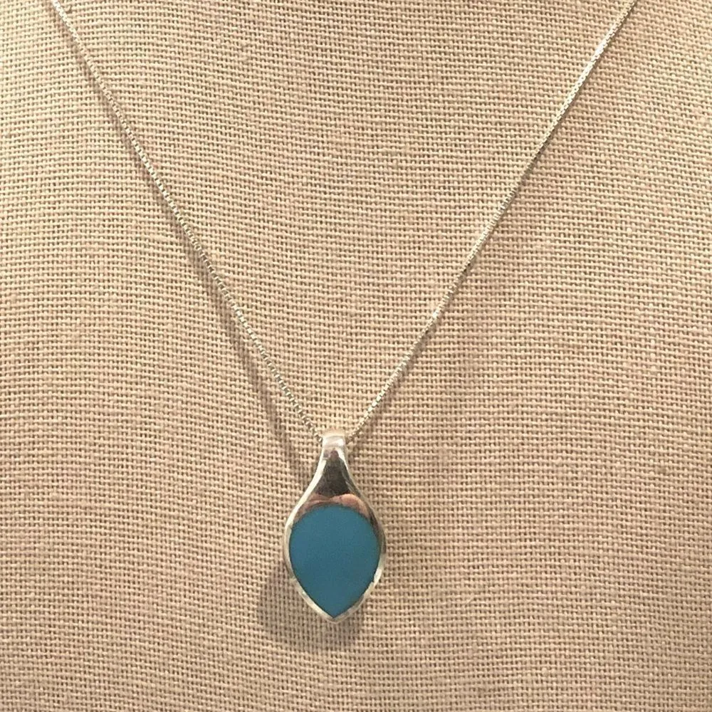 Vintage Sterling Silver and Turquoise Pendant On Sterling Silver Necklace - Image 7