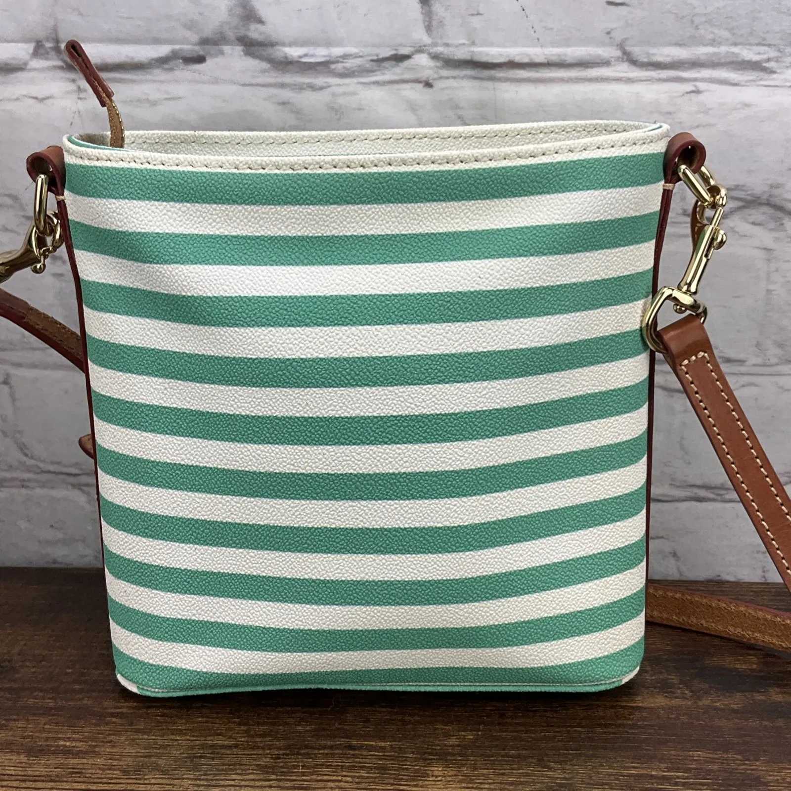 Dooney & Bourke Sullivan Small Zip Crossbody Seafoam - Image 2