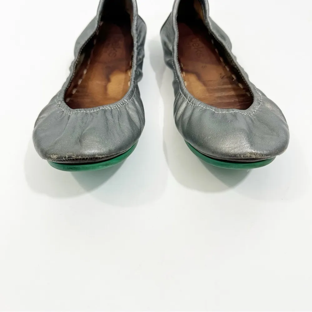 TIEKS Packable Leather Ballet Flats in Metallic Pewter Silver - Image 3