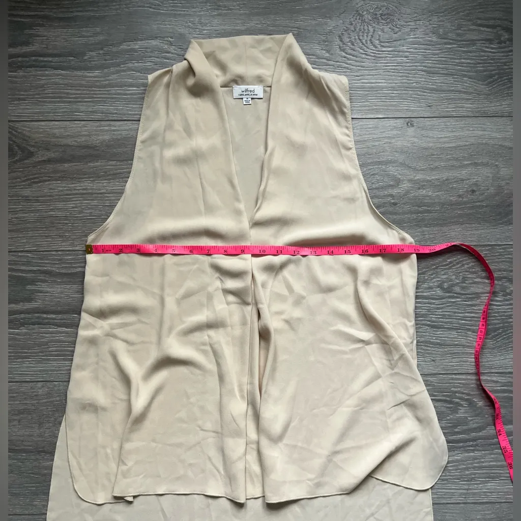 Wilfred Aritzia Tan Sleeveless V Neck Work Career Business High Low Blouse M - Image 6