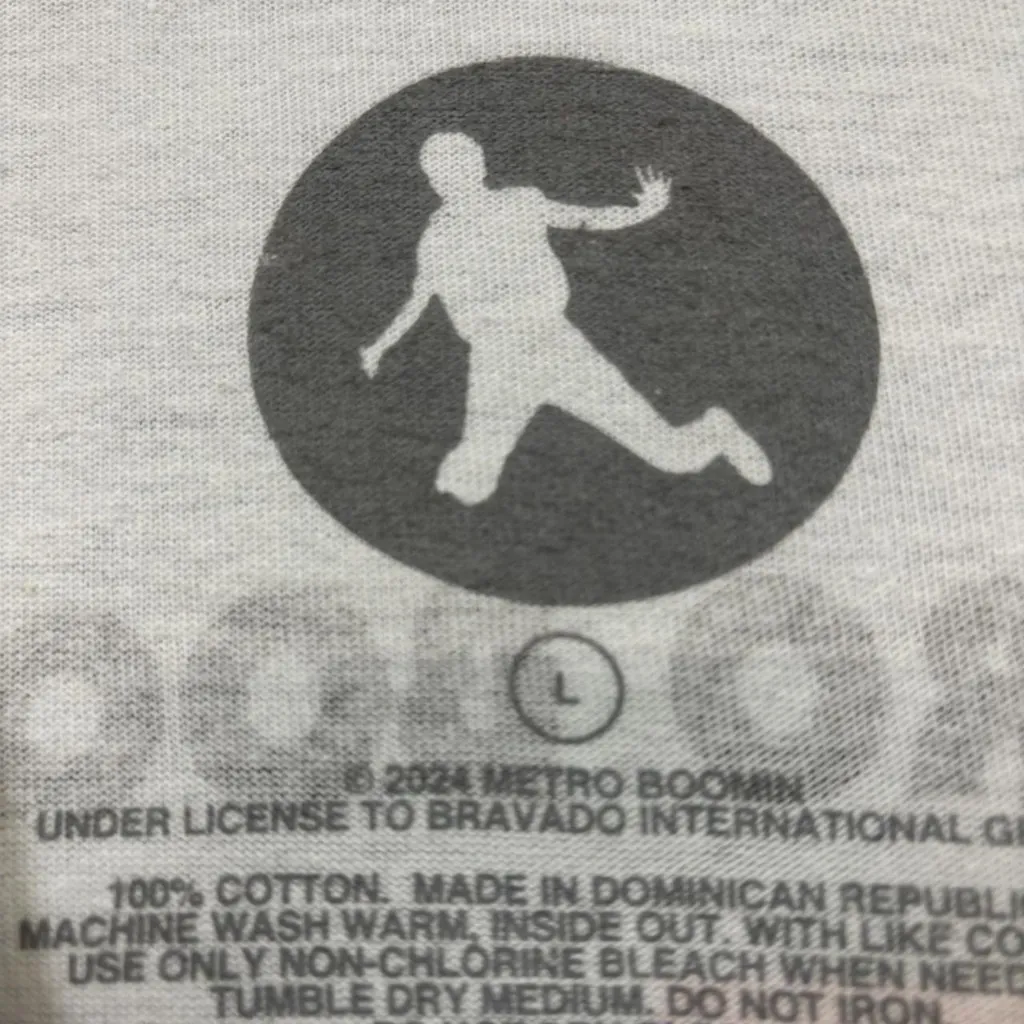 Metro Boomin Not All Heroes Wear Capes Hip-Hop T-Shirt Size Large - Image 4