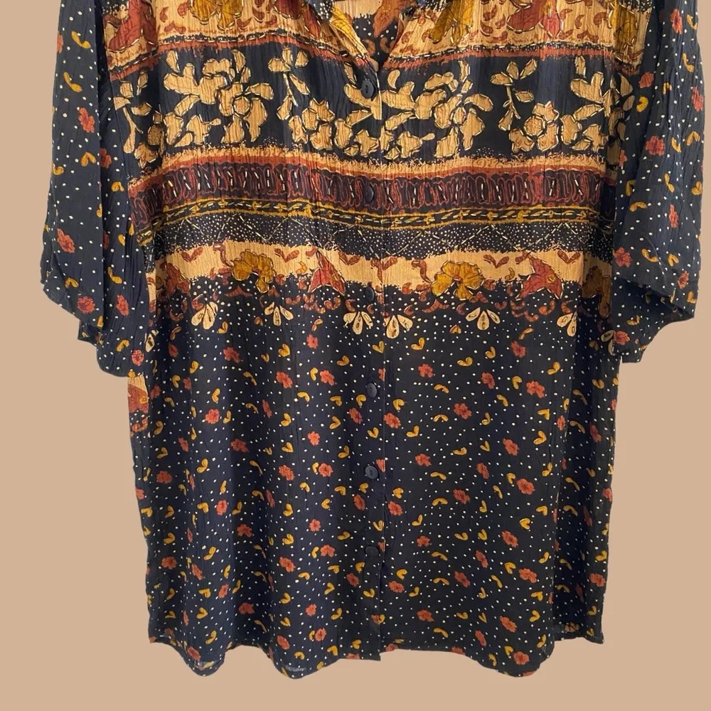 Vintage Boho Floral Crinkle Cut Oversized Button Up Short Sleeve / Jane Ashley - Image 3