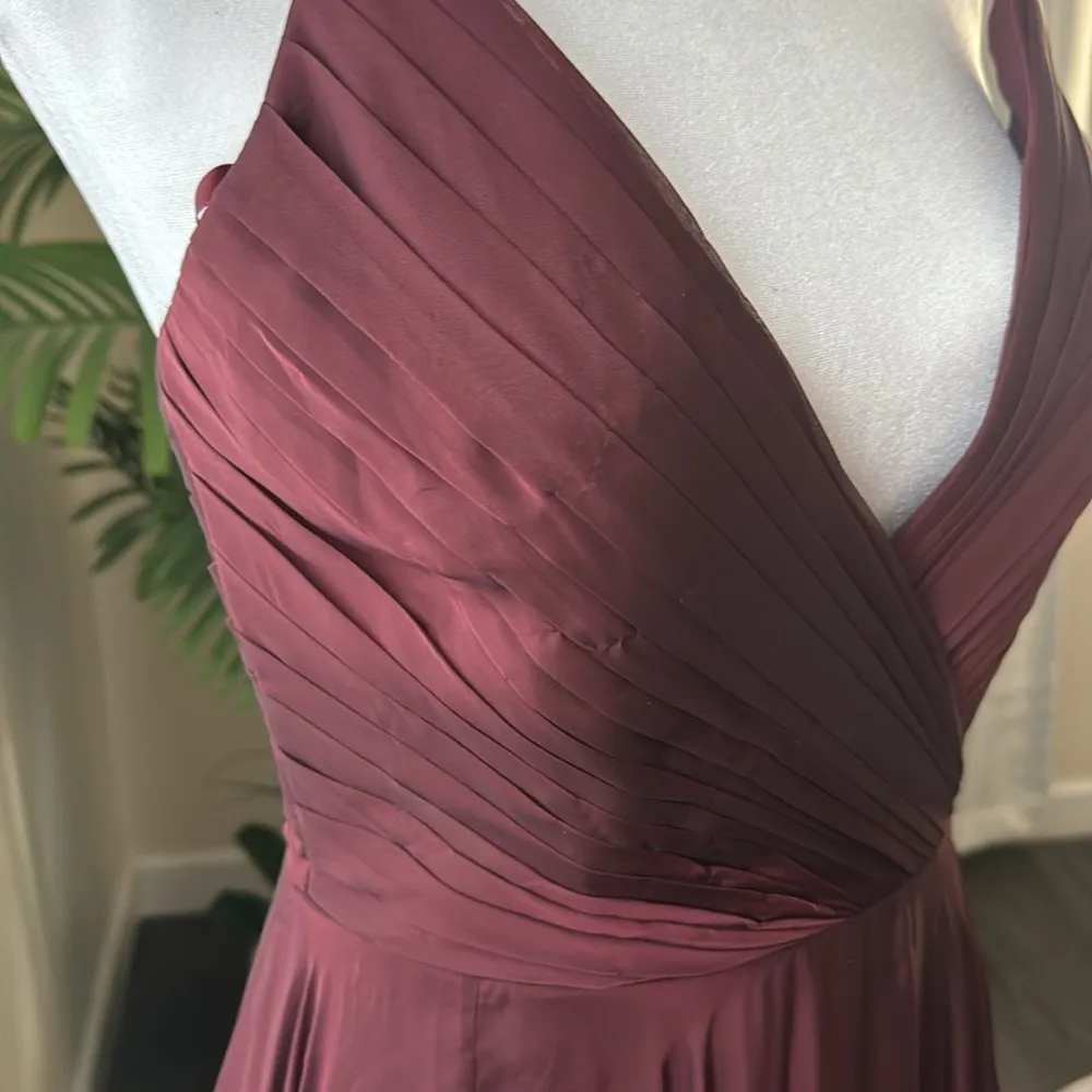 La Femme - 28611 Pleated V-Neck Chiffon High Slit Dress, Wine, Size 2, $448 - Image 8