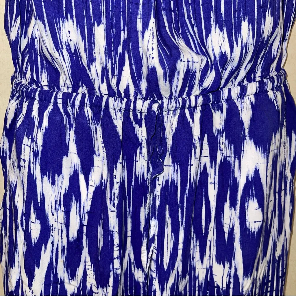 Tommy Bahama Blue and White Ikat Jumpsuit - Image 5