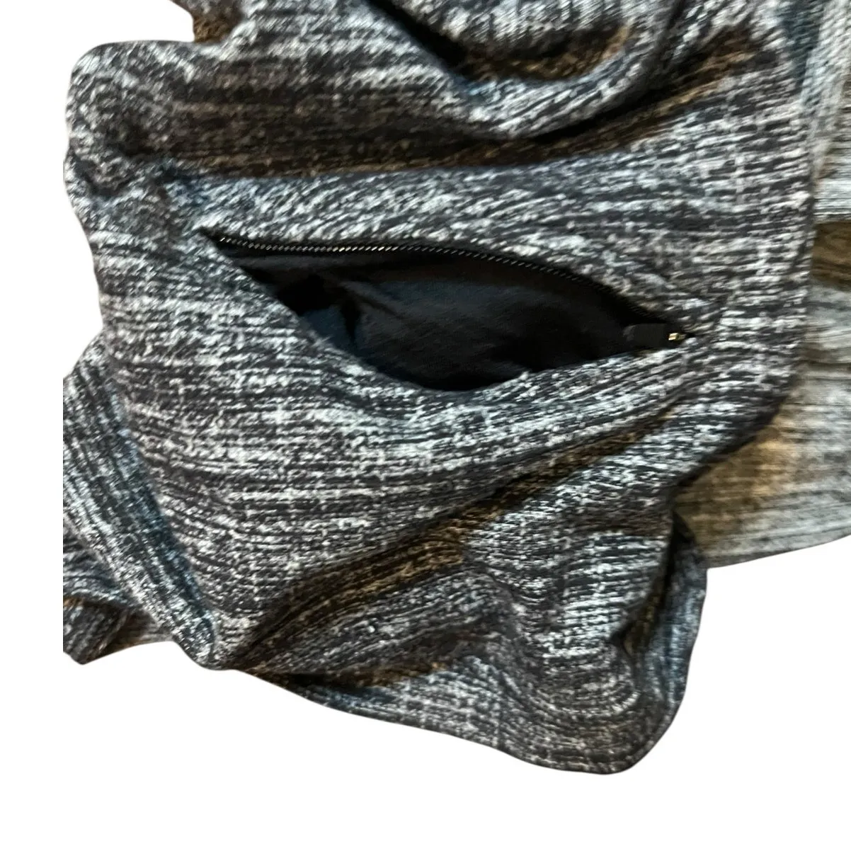 Lululemon Extra Mile Long Sleeve Running Luon Ring spun Denim Black size 4 - Image 7