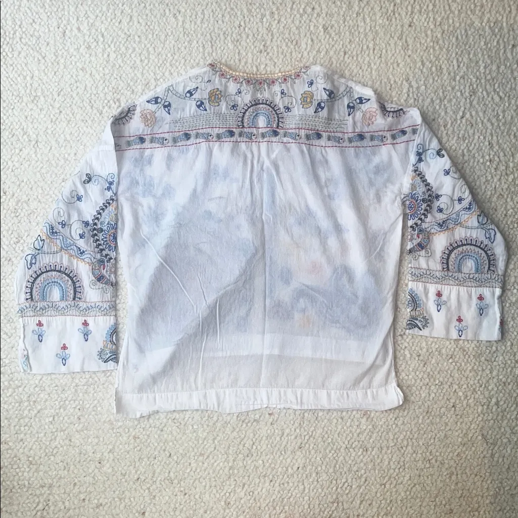 Zara Embroidered Floral Fish Turtle Bird V-Neck Blouse Oyster White Small - Image 10