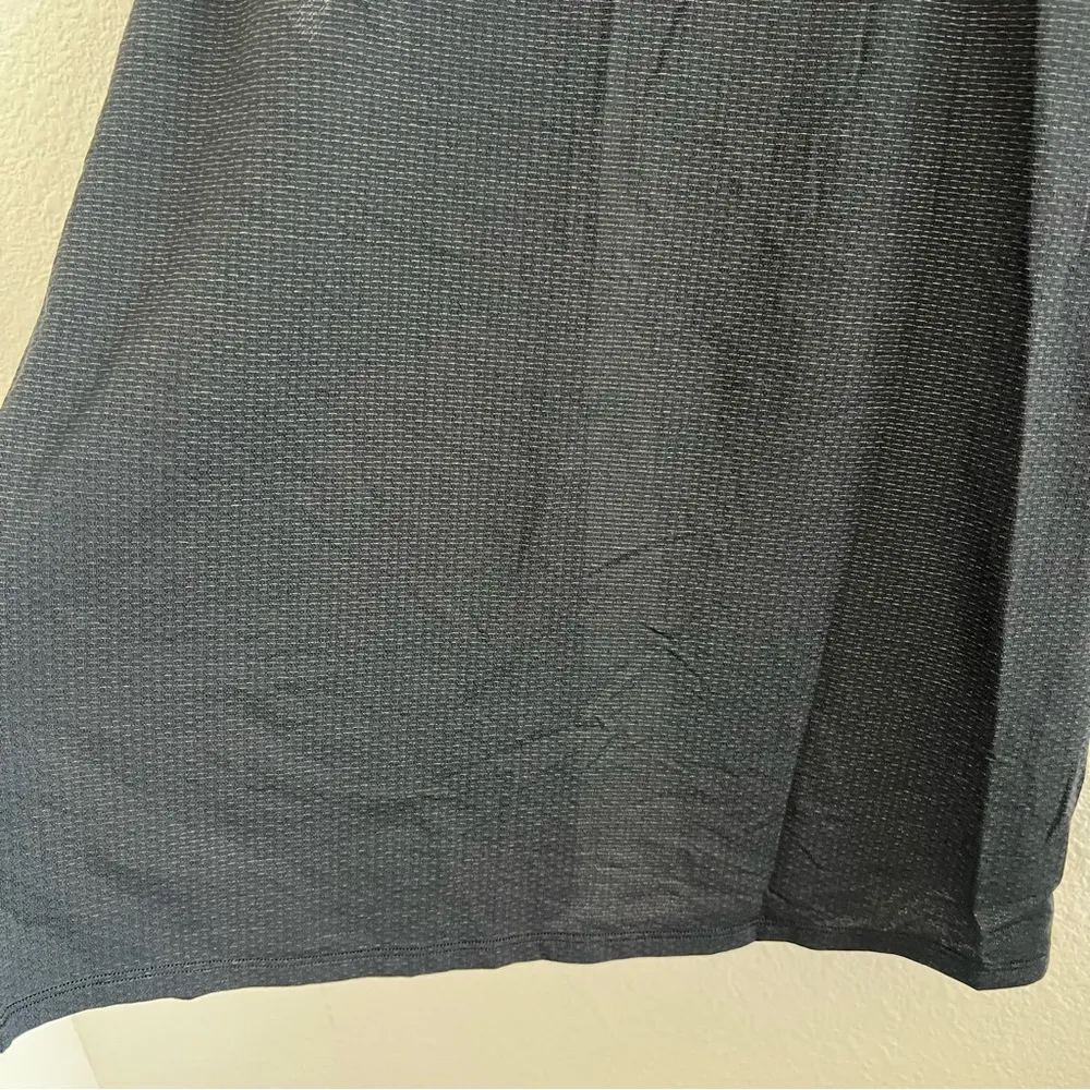 Lululemon Conduit Singlet Tank Back Split Black Neutral 6 - Image 5