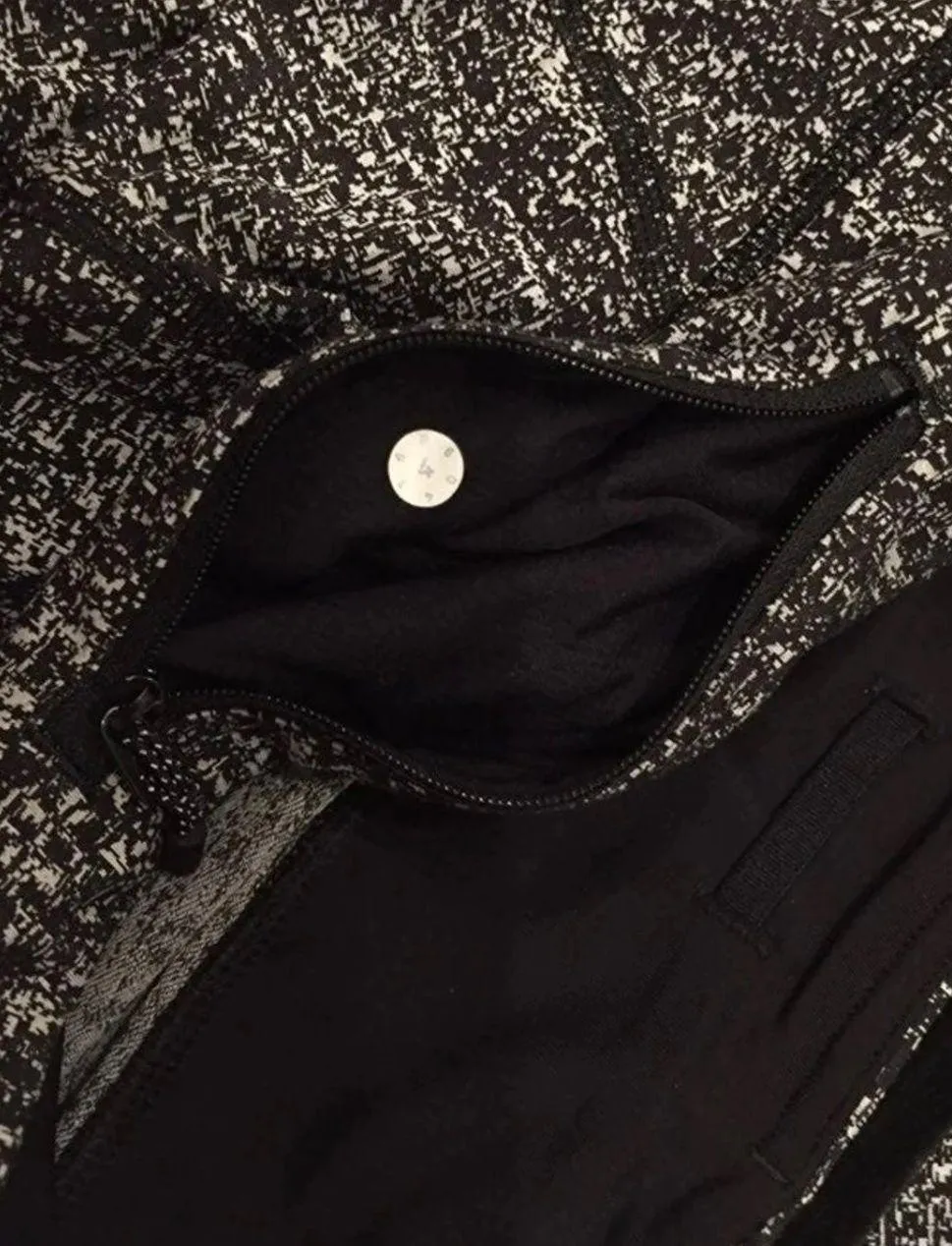 pace rival crop 22” leggings jacquard black white - Image 10