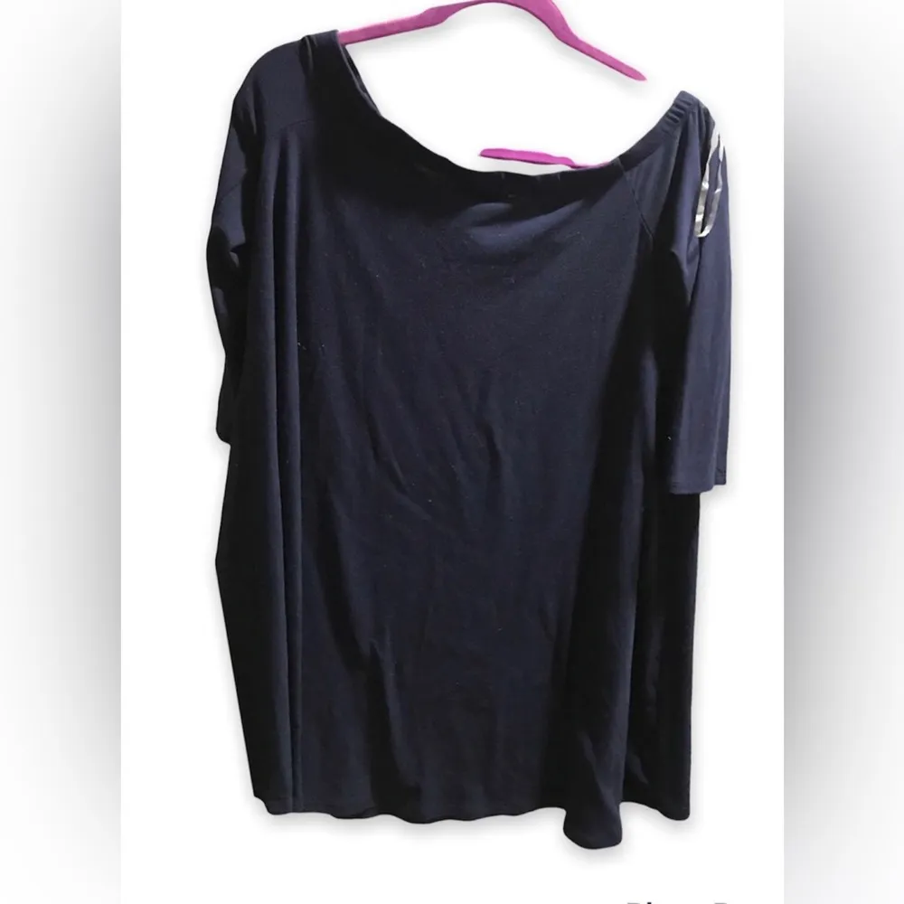 Planet Gold Off The Shoulder Top Size Large - Image 3