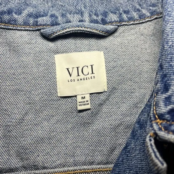 VICI Los Angeles Influencer Denim Jacket Oversized Distressed Light Wash Blue M Size M - Image 12