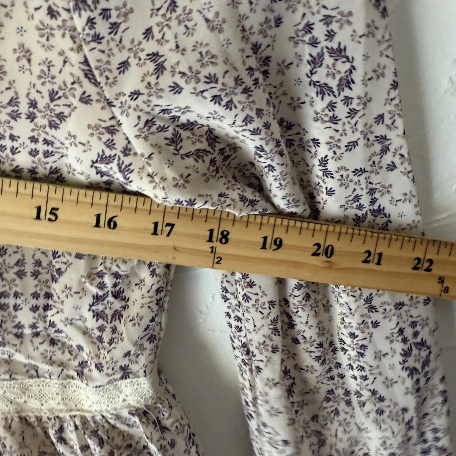 In Loom Blouse‎ Womens Small Purple Floral Long Sleeve Peplum Boho Lace Top - Image 6