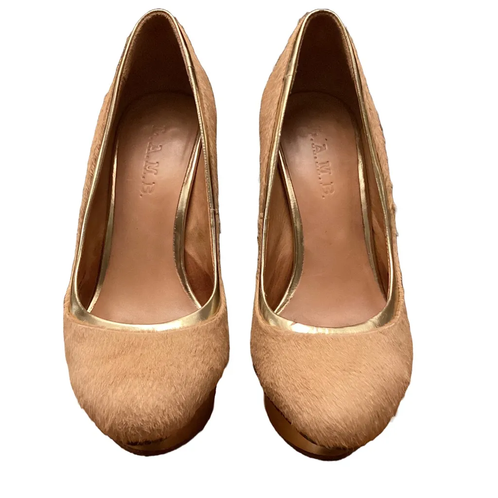 L.A.M.B. BEIGE & GOLD FUR & LEATHER "NIKKO" PLATFORM STILETTO HEELS (6M) - Image 4