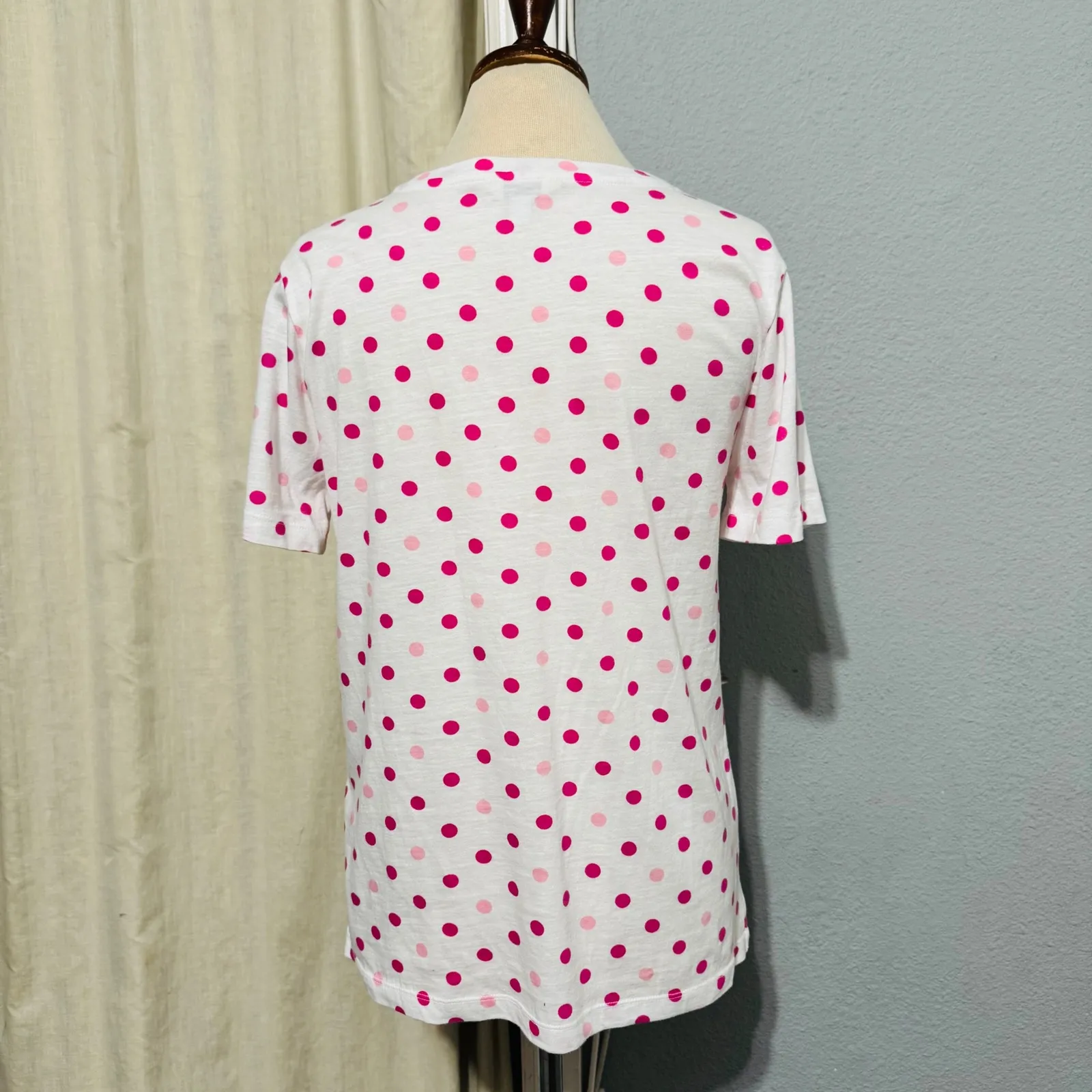 Lucky Brand Women Polka Dot V Neck Tee Shirt White Pink Size Medium - Image 7