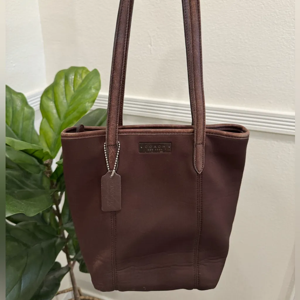 Vintage Coach Neo Collection Brown Tote Bag Neoprene and Leather Trim #F88-6201 - Image 5