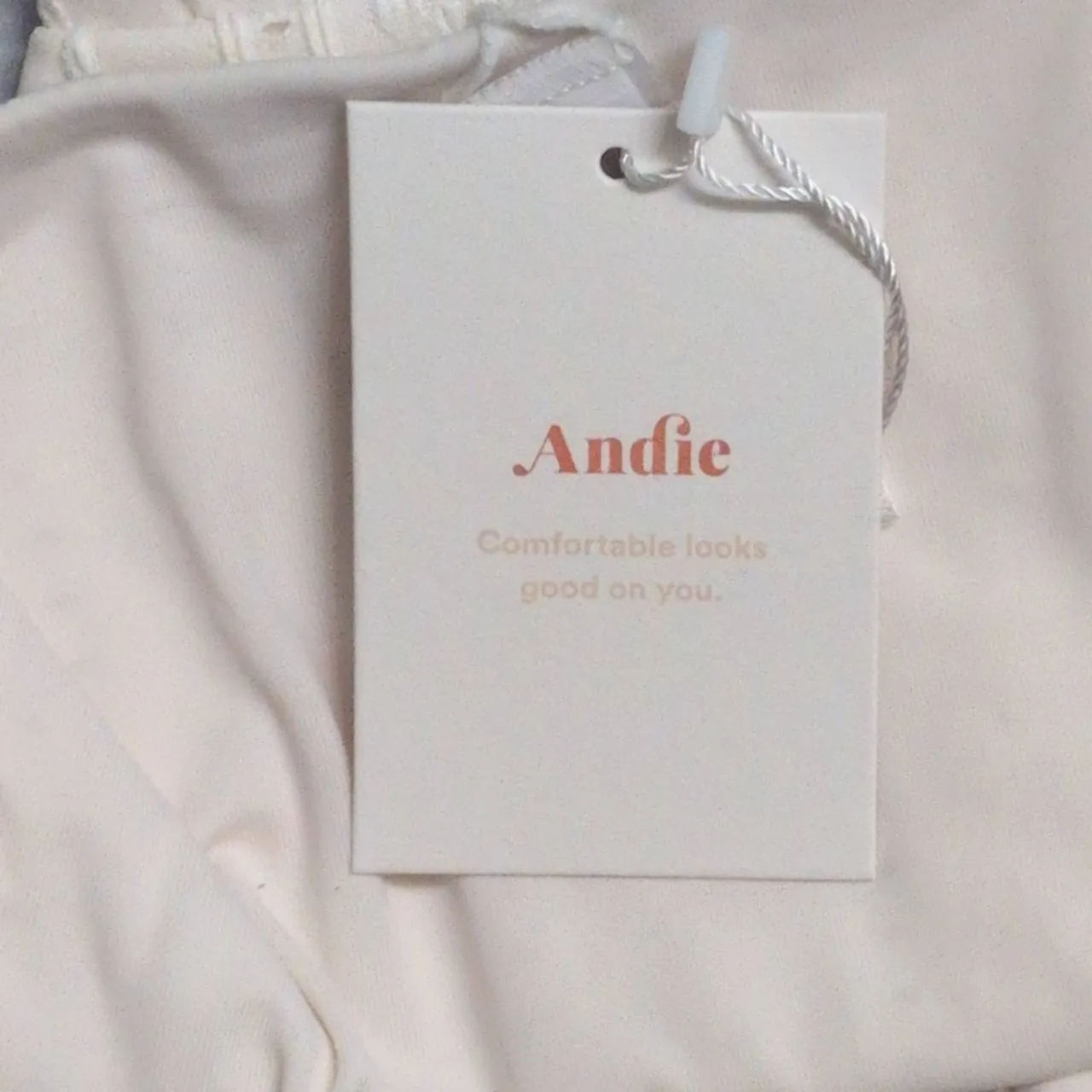 NWT Andie String Bikini Bottom Coconut Side Ties Textured Embroidered XL - Image 9