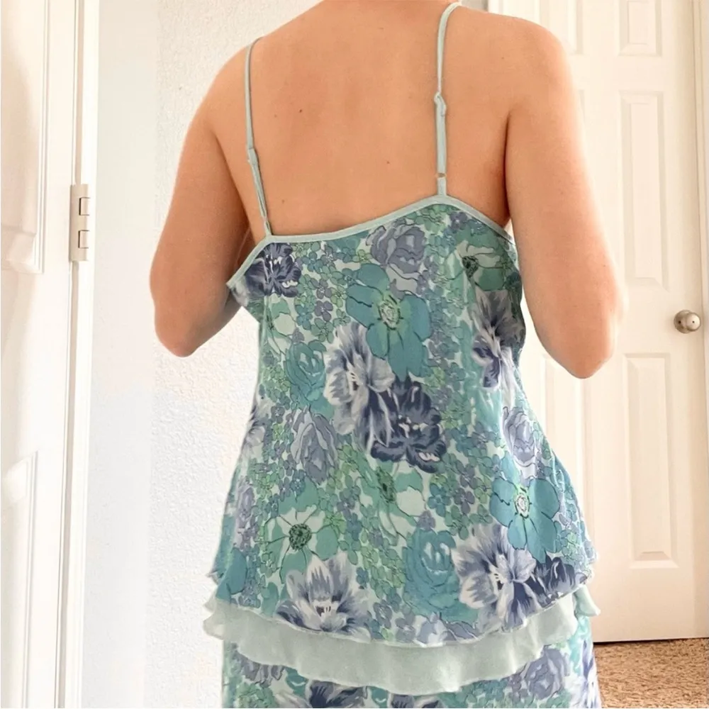 Gloria Vanderbilt Blue Floral Silky Pajama Set - Image 7