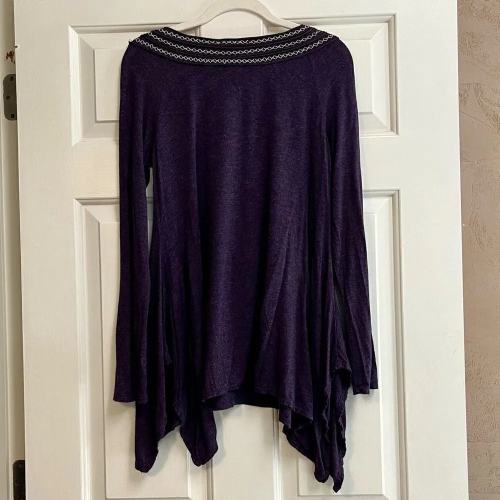 Max Edition Purple Shark Bite Long Sleeve Embellished Neck Small - Image 3