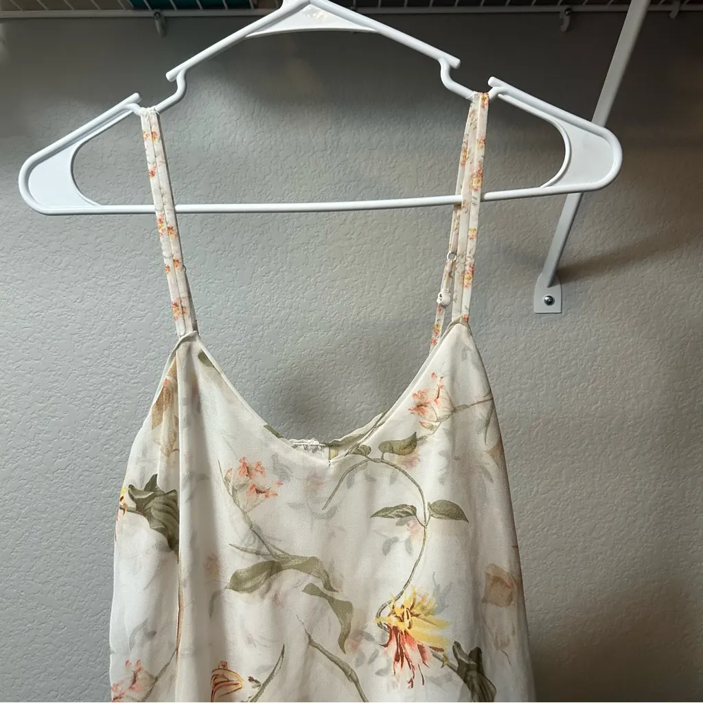 White House Black Market Floral Layered Cami Blouse SMALL - Image 4
