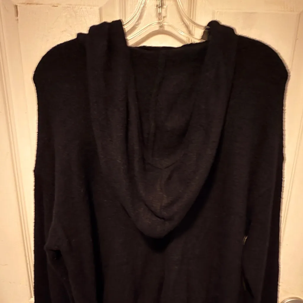 Soma Wknd Black Pullover Hoody Shirt - Image 4