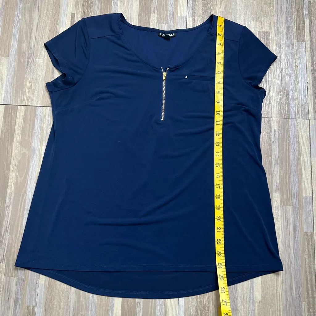 Roz & Ali Dark Navy Blue Short Sleeve Top with Gold Zipper - Image 6