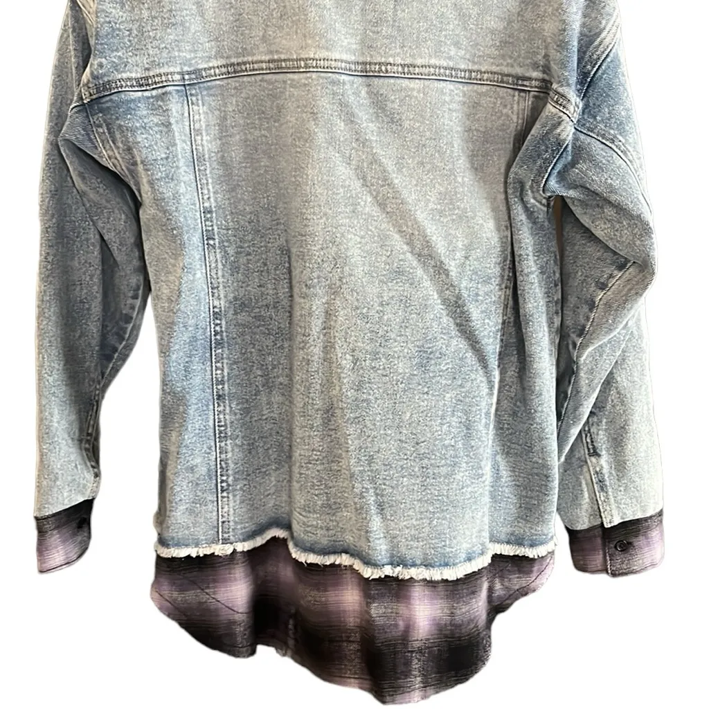 Juniors' SO® Contrast Flannel Plaid Denim Jacket - Image 8