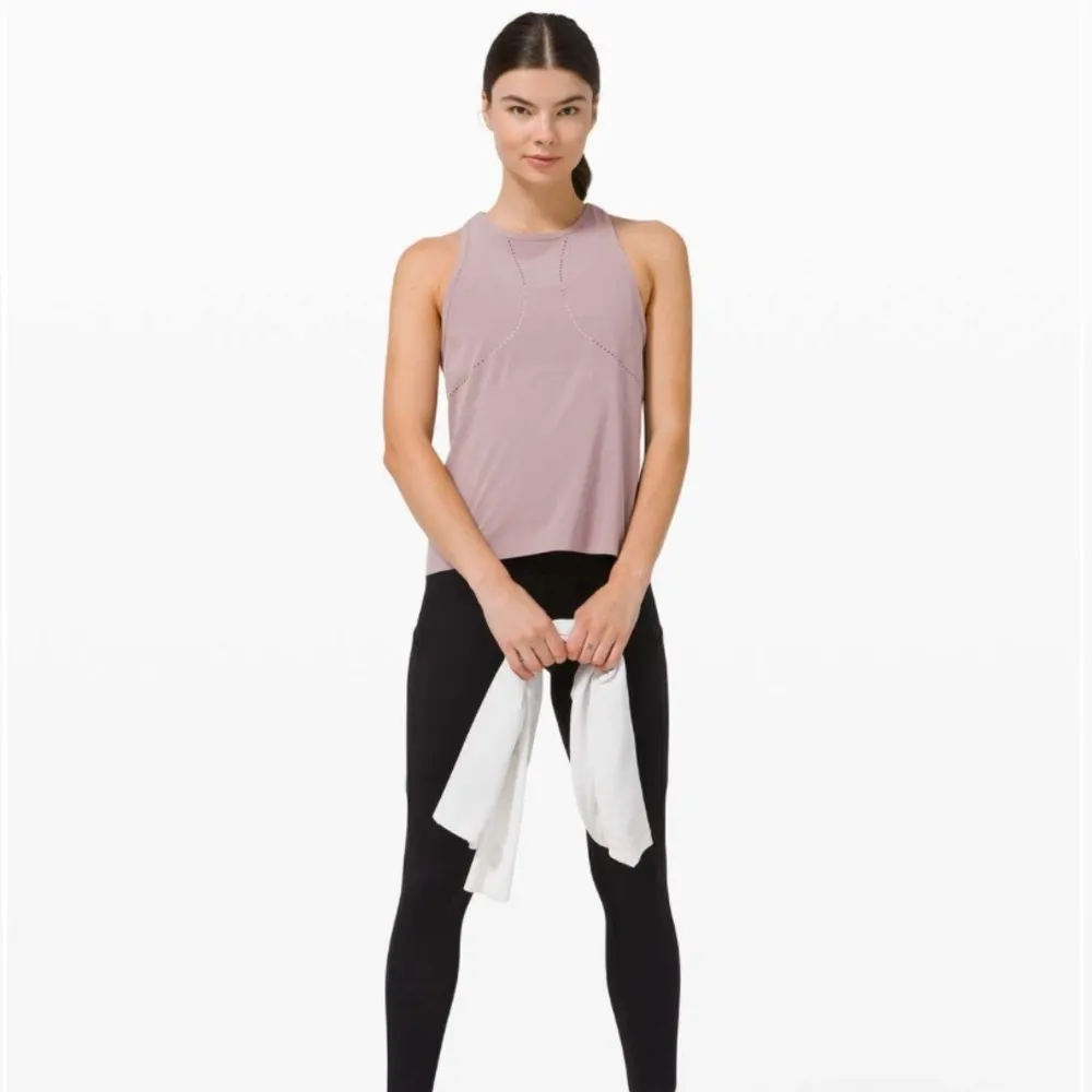 Lululemon Find Your Pace Tank Top Violet Verbena Purple Laser Cut Sporty Sz 4 - Image 2