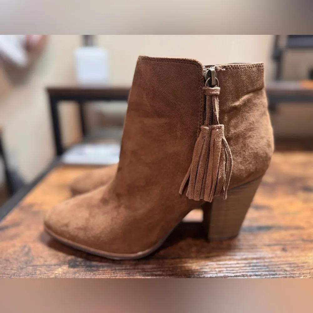 Merona EUC brown booties‎ size 9 - Image 3