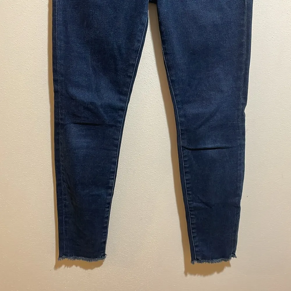 Good American Good Legs Frayed Hem Dark Wash Blue Skinny Jeans Size 0/25 - Image 6