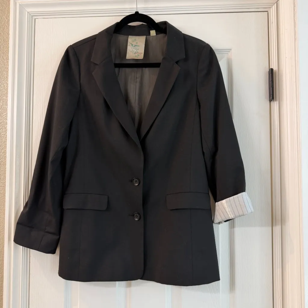 Nordstrom Hinge Brand Classic Black 2 Button Blazer with Contrast Cuffs Size Med - Image 3