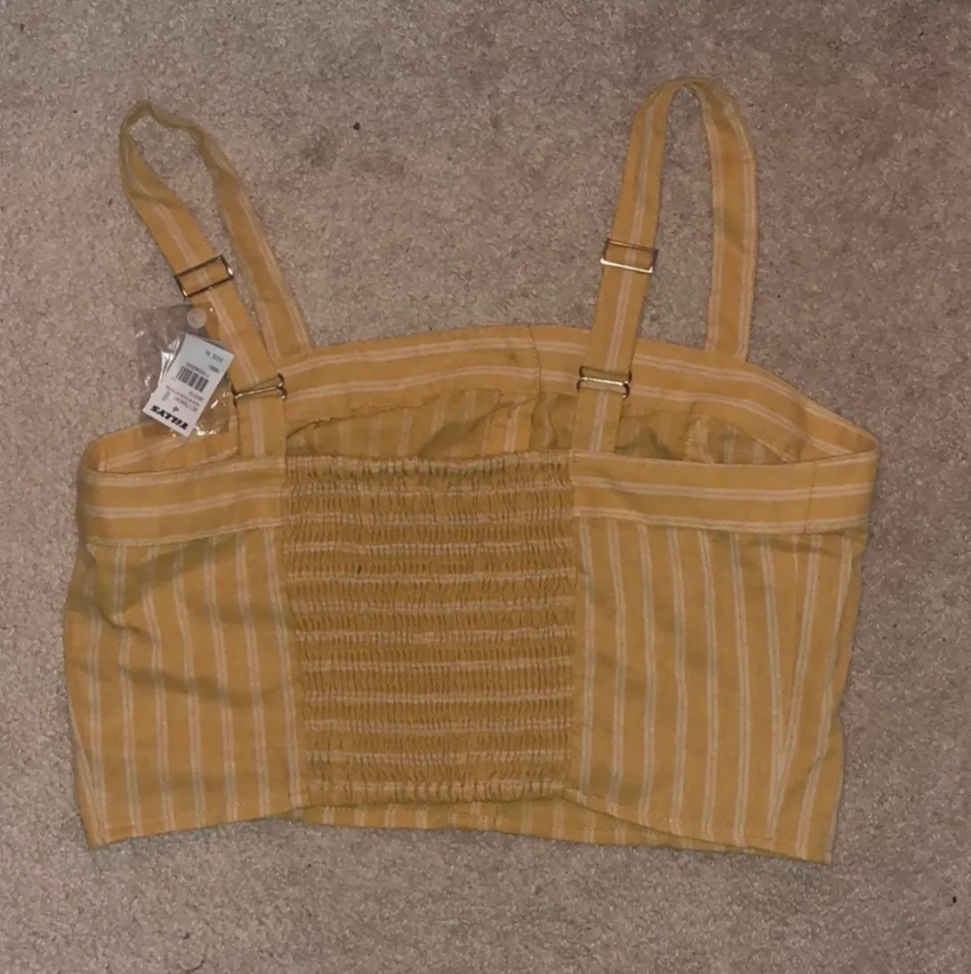 Tilly’s Yellow Striped Crop Top - Image 2