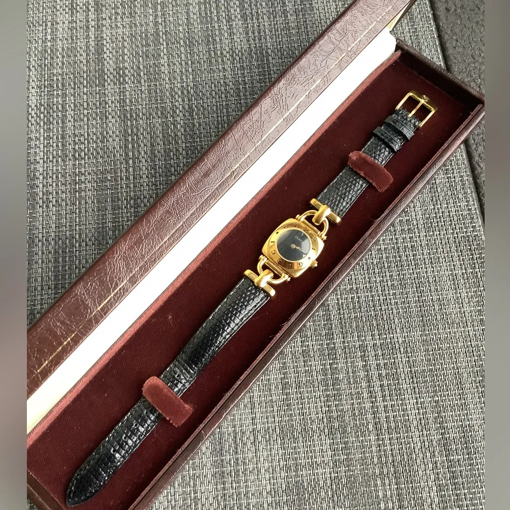 Authentic GUCCI ladies watch 🌹 DRESSY🔥 - Image 3