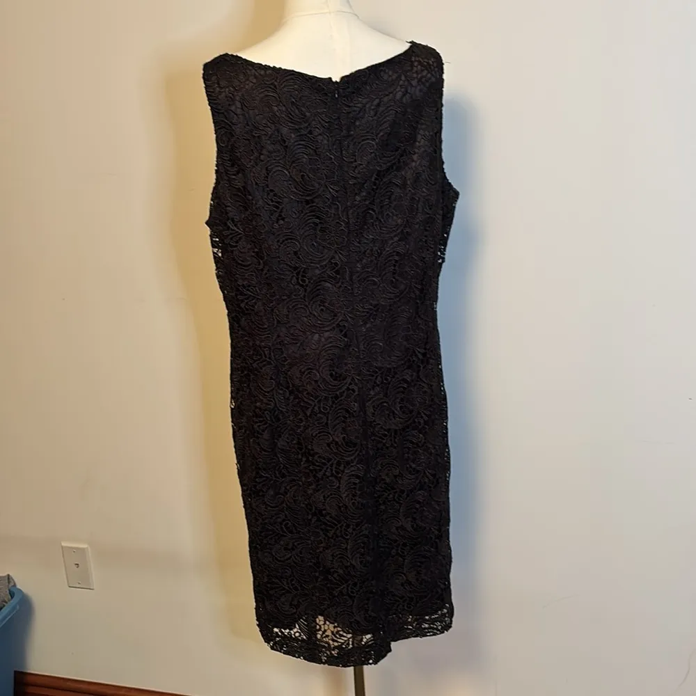 Tahari Arthur S Levine Luxe black fancy dress size 18 - Image 2