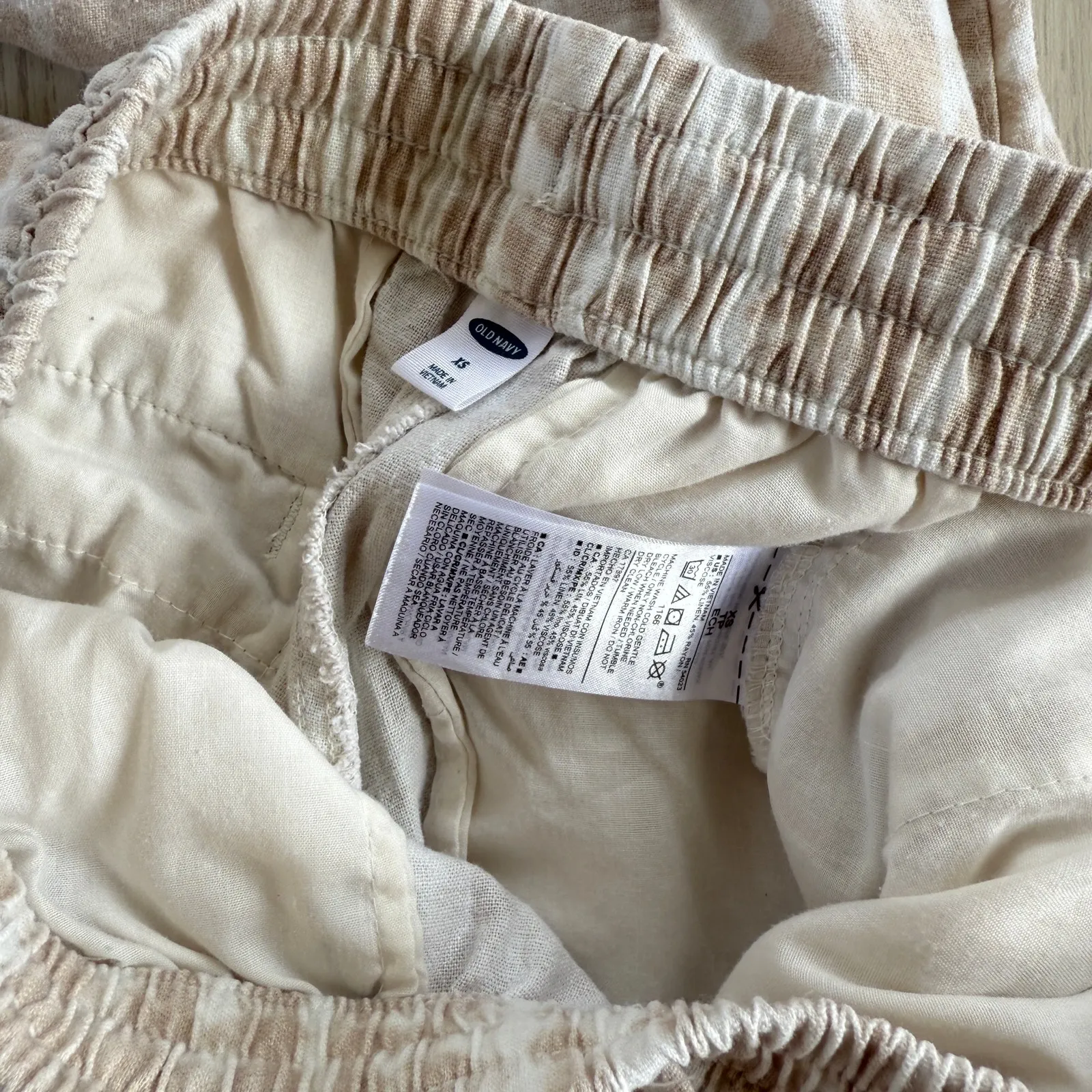 Old Navy XS High-Waisted Tie-Dye Linen Blend Cropped Pants - Image 3